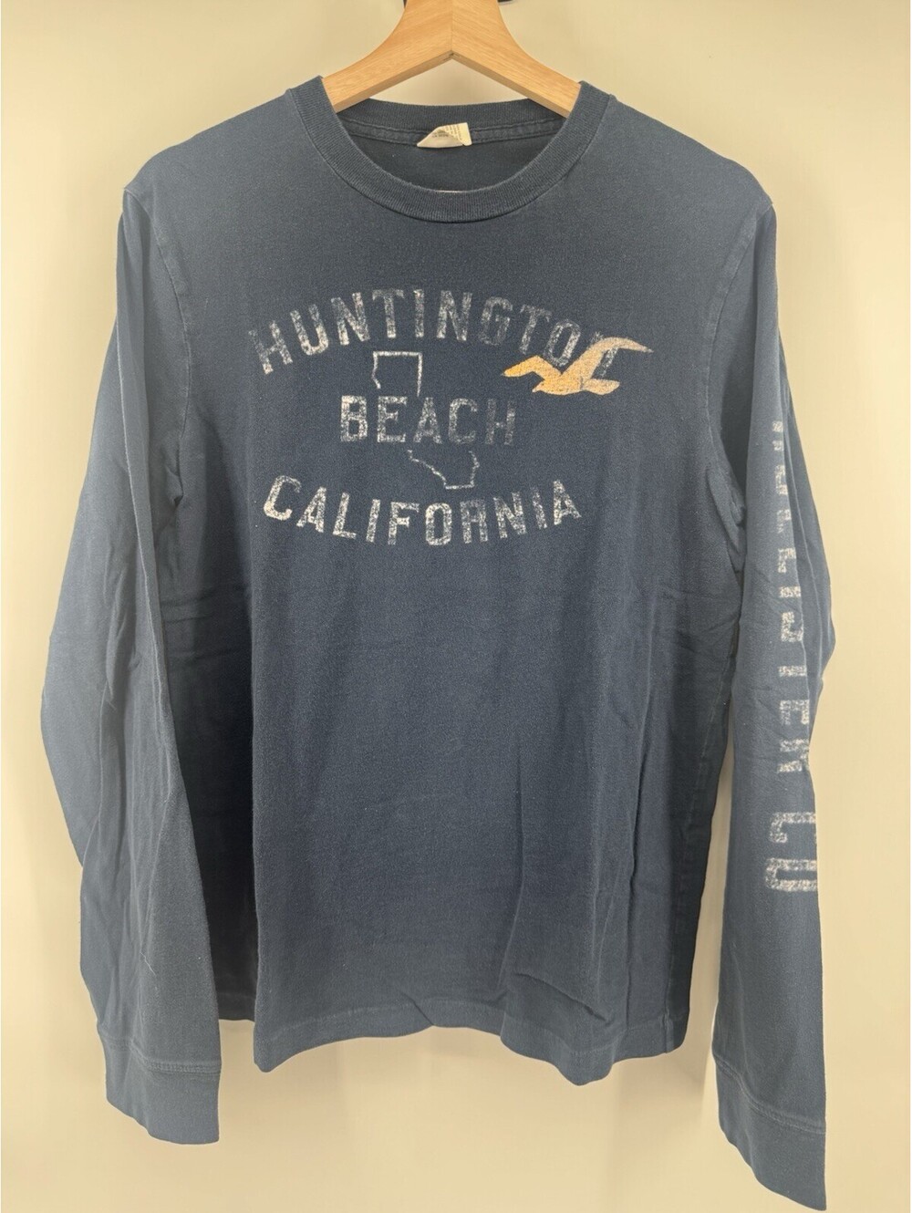 Vintage Y2K Hollister Men’s Navy Long Sleeve Size M